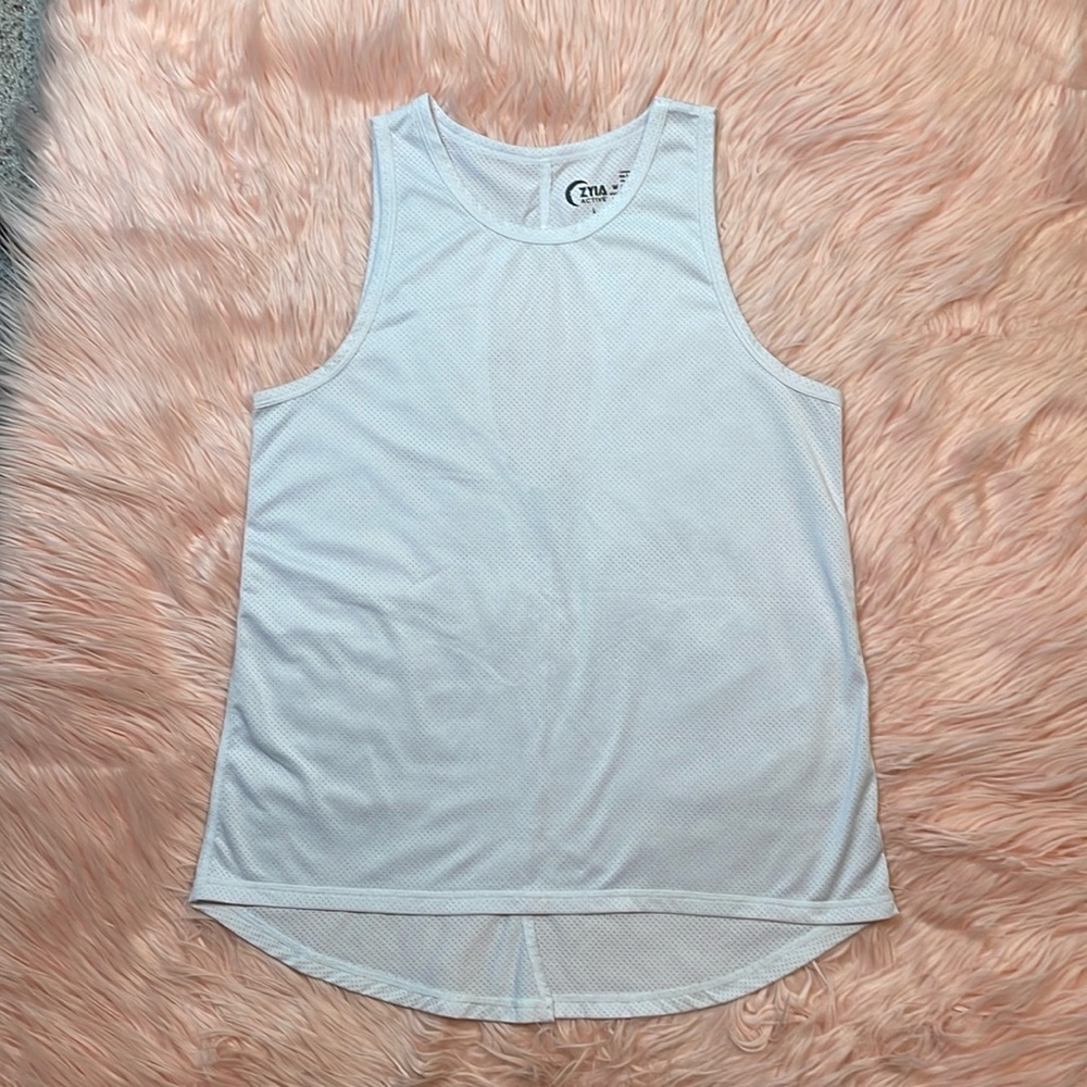 Zyia Active White Woman’s Athletic Tank Size Large
